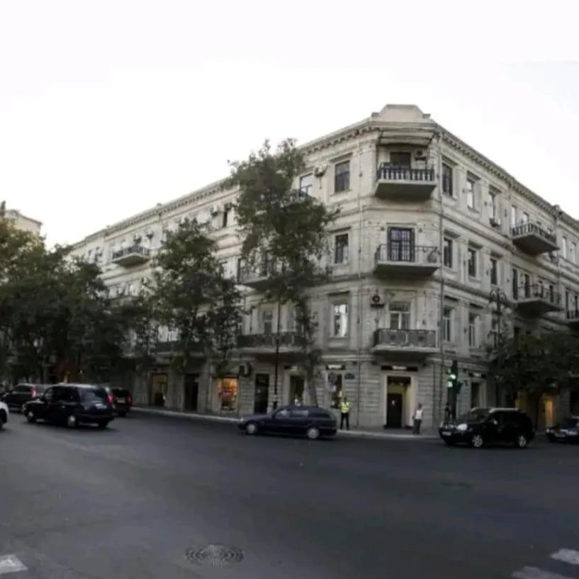 Central Apartment Baku Ngoại thất bức ảnh